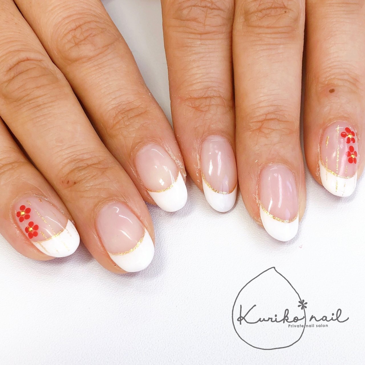 冬 お正月 ハンド フレンチ フラワー Kuriko Nailのネイルデザイン No ネイルブック