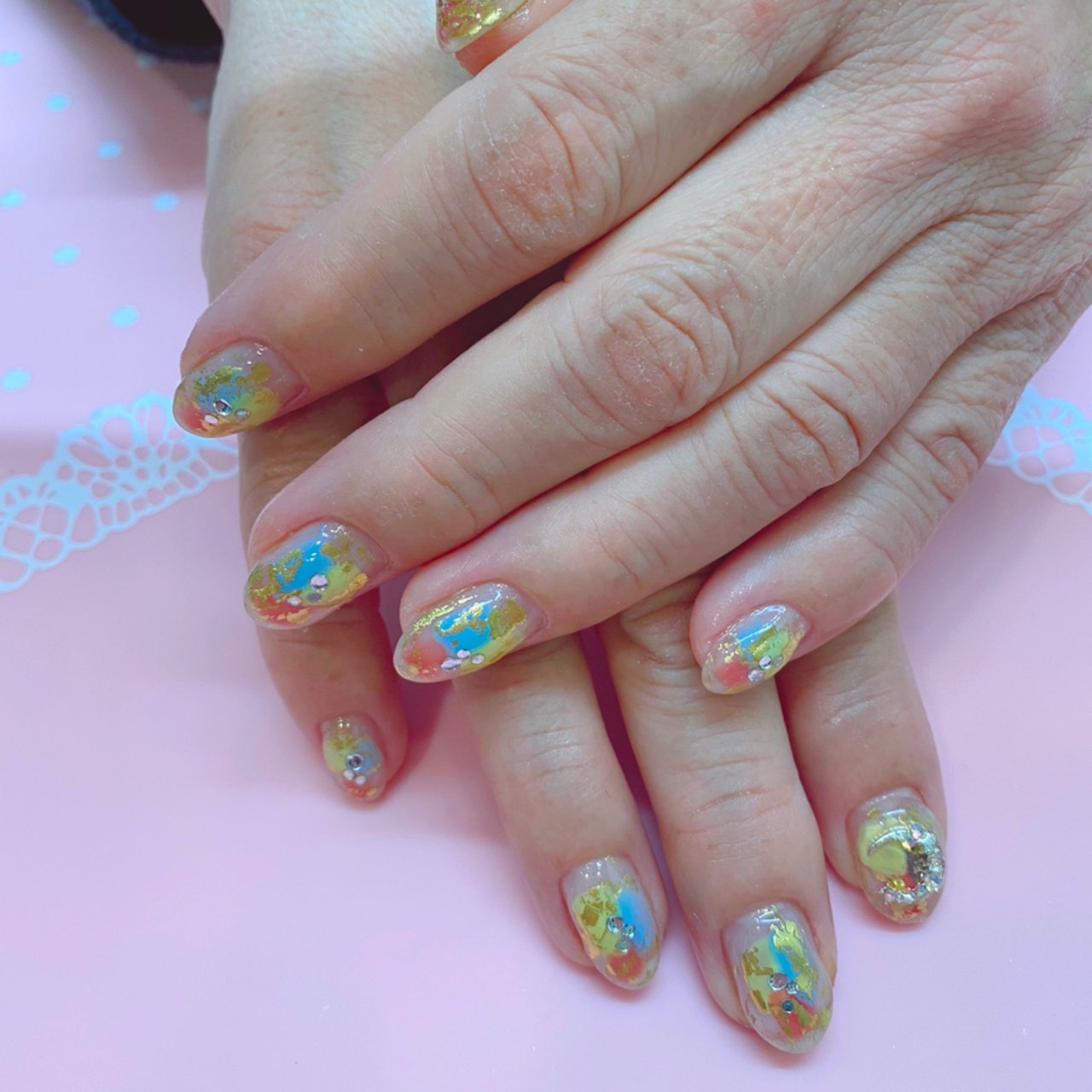 ハンド ピンク イエロー 水色 ジェルネイル まいのネイルデザイン No ネイルブック