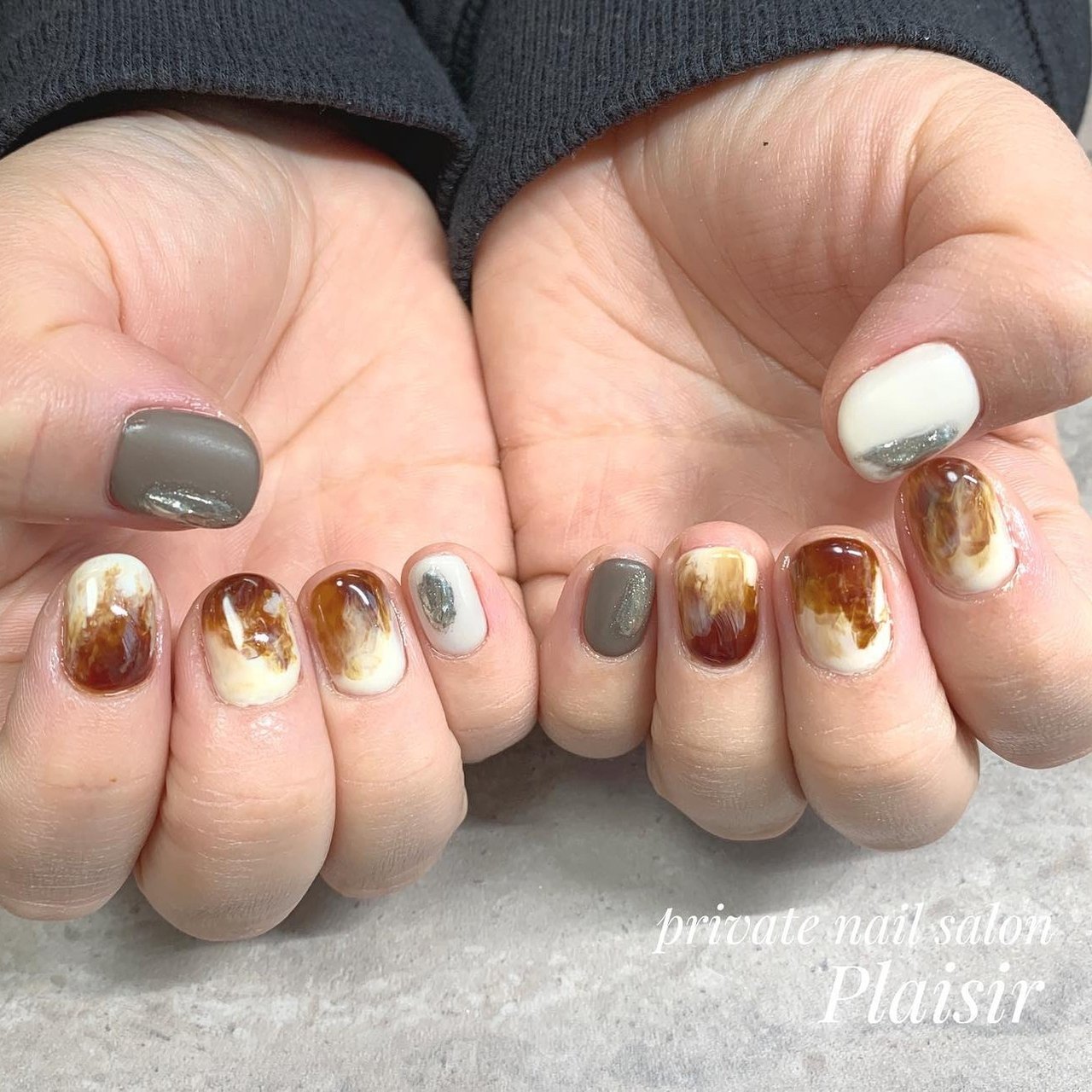 冬 ハンド ニュアンス マーブル ショート Private Nail Salon Plaisirのネイルデザイン No ネイルブック