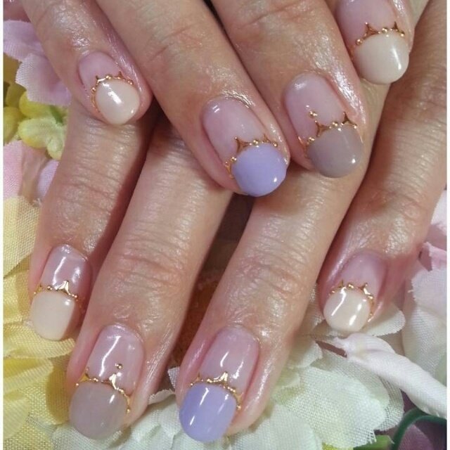 ハンド 変形フレンチ カラフル Amoremareのネイルデザイン No 8597 ネイルブック