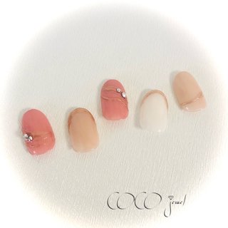 #アートし放題コース💅💕 
肌馴染みの良いピンクベース×ミラーフレンチ&ビジューアート♡

#看板犬のいるネイルサロン#恵比寿 #恵比寿ネイル #恵比寿ネイルサロン #代官山 #プライベートサロン #プライベートネイルサロン　#大人可愛い﻿ #大人可愛いネイル #上品ネイル　#お正月 #お正月ネイル #冬 #オールシーズン #オフィス #デート #ハンド #シンプル #フレンチ #ビジュー #ミラー #ホワイト #ベージュ #ピンク #ジェルネイル #ネイルチップ #sa #ネイルブック