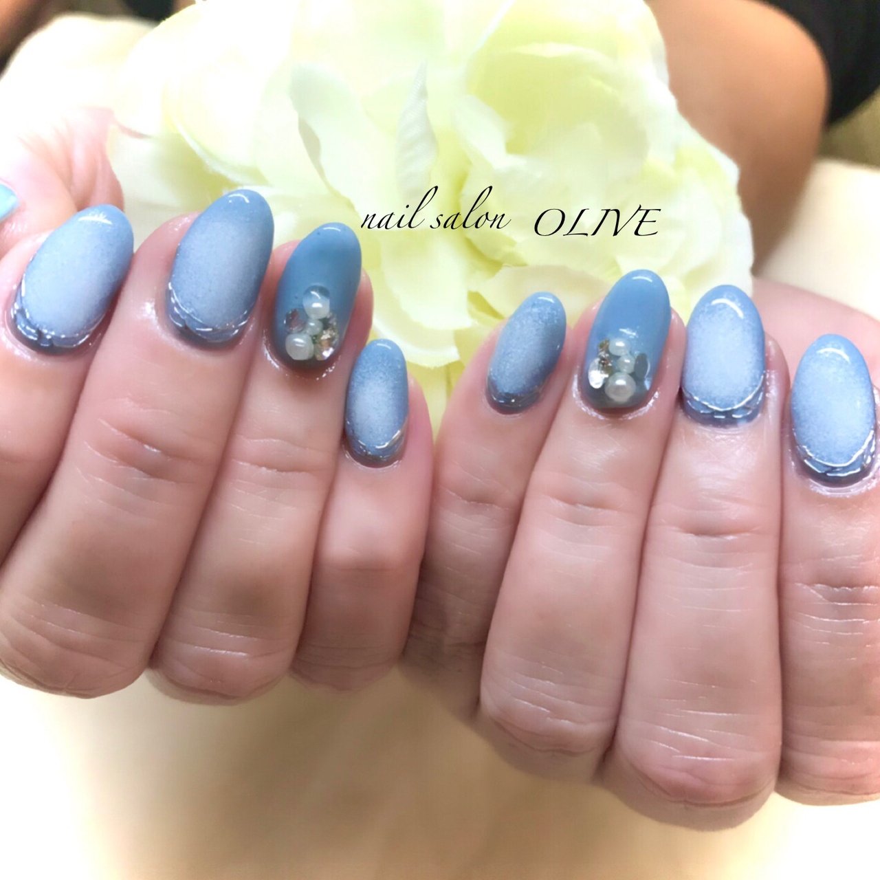 オールシーズン ハンド ビジュー ワンカラー チーク Nail Salon Oliveのネイルデザイン No ネイルブック