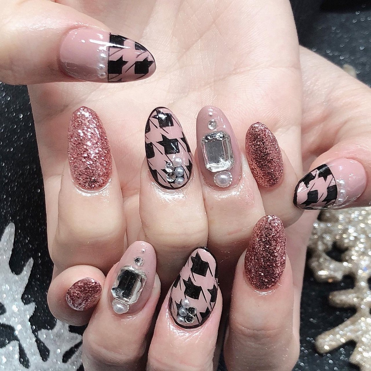 冬 成人式 バレンタイン 卒業式 スカルプチュア Nailsgogo Shibuya Nailsalonのネイルデザイン No ネイルブック