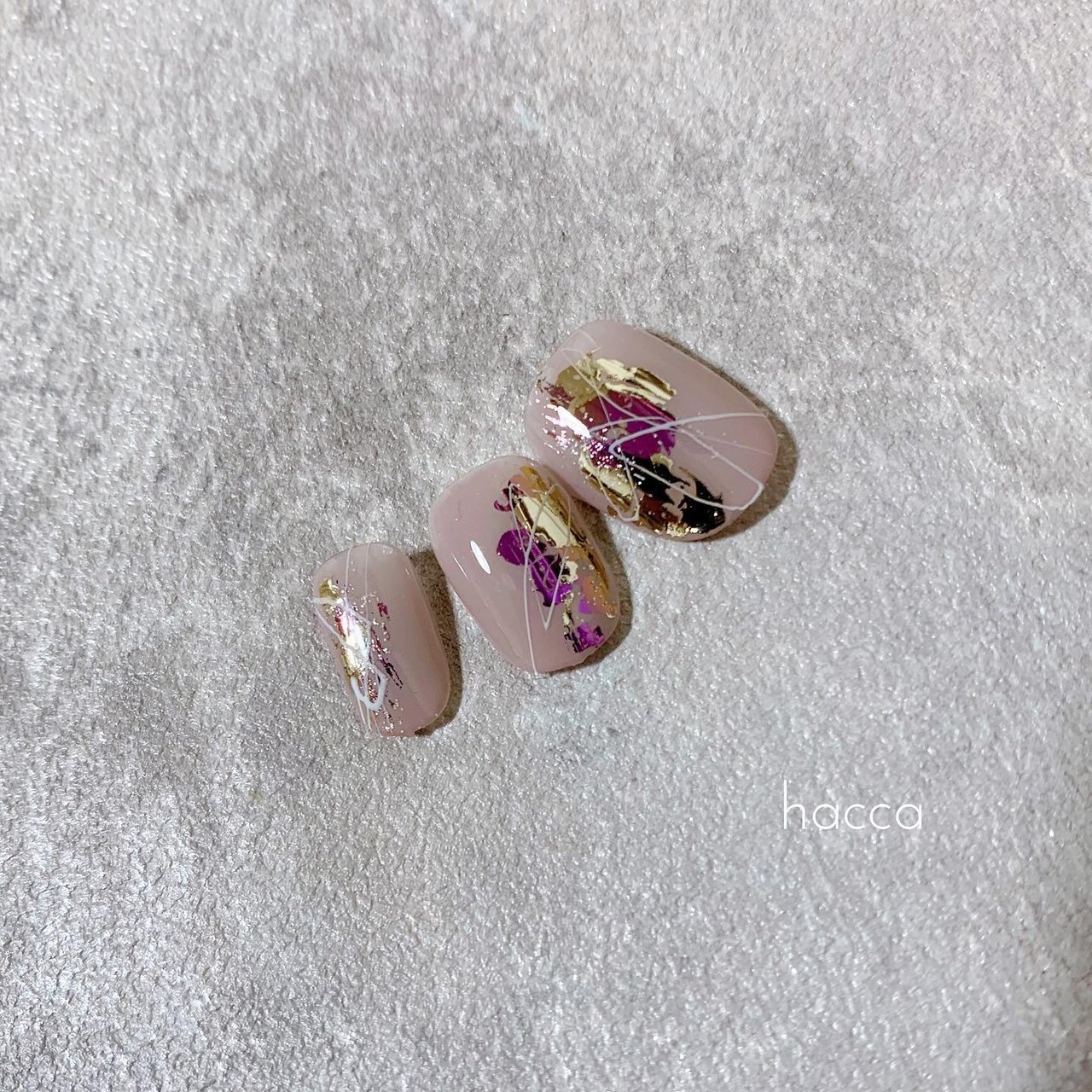 春 冬 ハンド ホイル ショート Nail Salon Haccaのネイルデザイン No ネイルブック