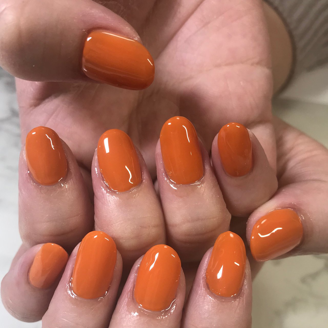 オールシーズン シンプル ワンカラー オレンジ Nail Room Amery のネイルデザイン No 592 ネイルブック