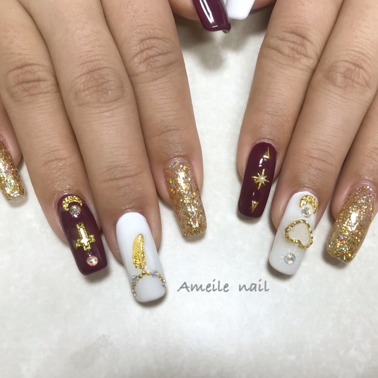 冬 オールシーズン 成人式 ハンド ビジュー Ameile Nailのネイルデザイン No ネイルブック