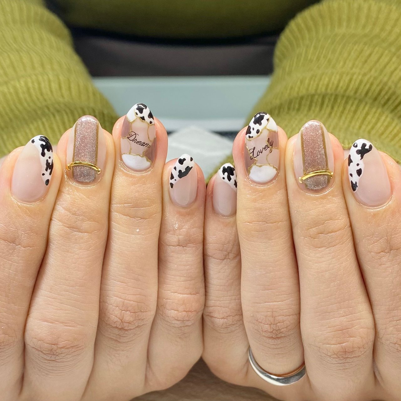 ハンド 変形フレンチ アニマル柄 ベージュ グレージュ Nail Salon Lamer ラメール のネイルデザイン No ネイル ブック