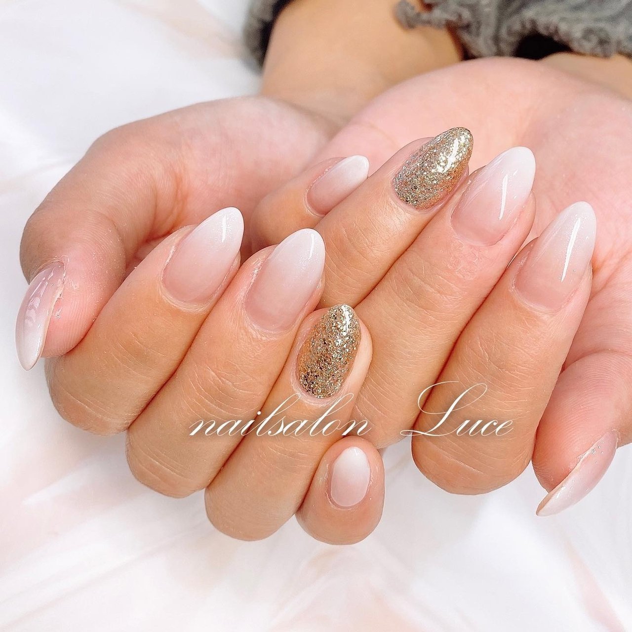 シンプル グラデーション ラメ ホワイト シルバー Nail Salon Luceのネイルデザイン No ネイルブック