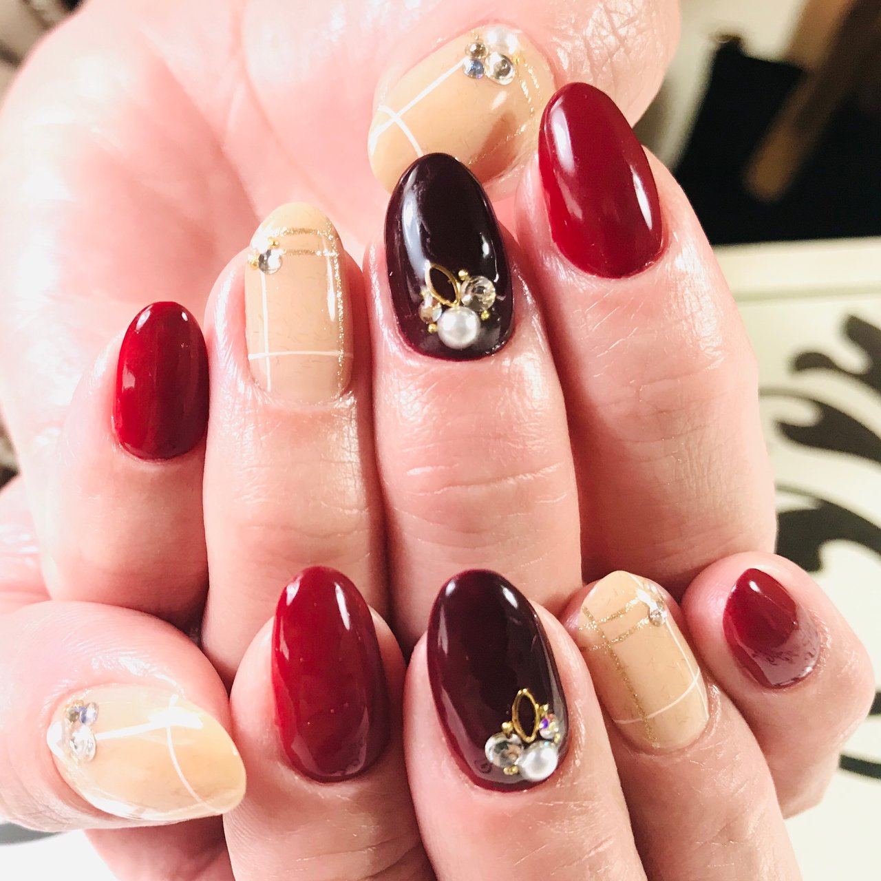 秋 冬 バレンタイン ハンド ワンカラー Nail Salon Paint 吉祥寺のネイルデザイン No ネイルブック