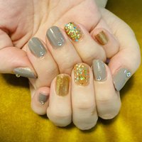 グレー ゴールド セルフネイルのネイルデザイン ネイルブック