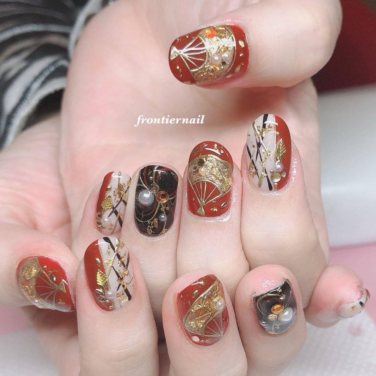 冬 お正月 成人式 ハンド 和 Frontiernail 渋谷美香のネイルデザイン No ネイルブック