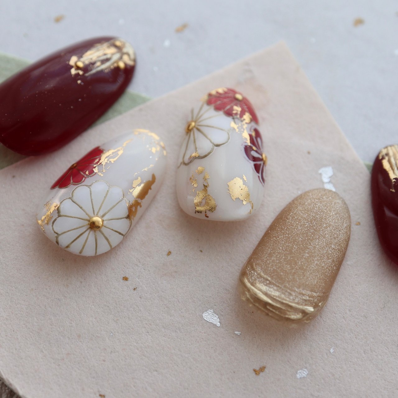 オールシーズン お正月 成人式 ブライダル ハンド プライベートサロンnicaのネイルデザイン No ネイルブック