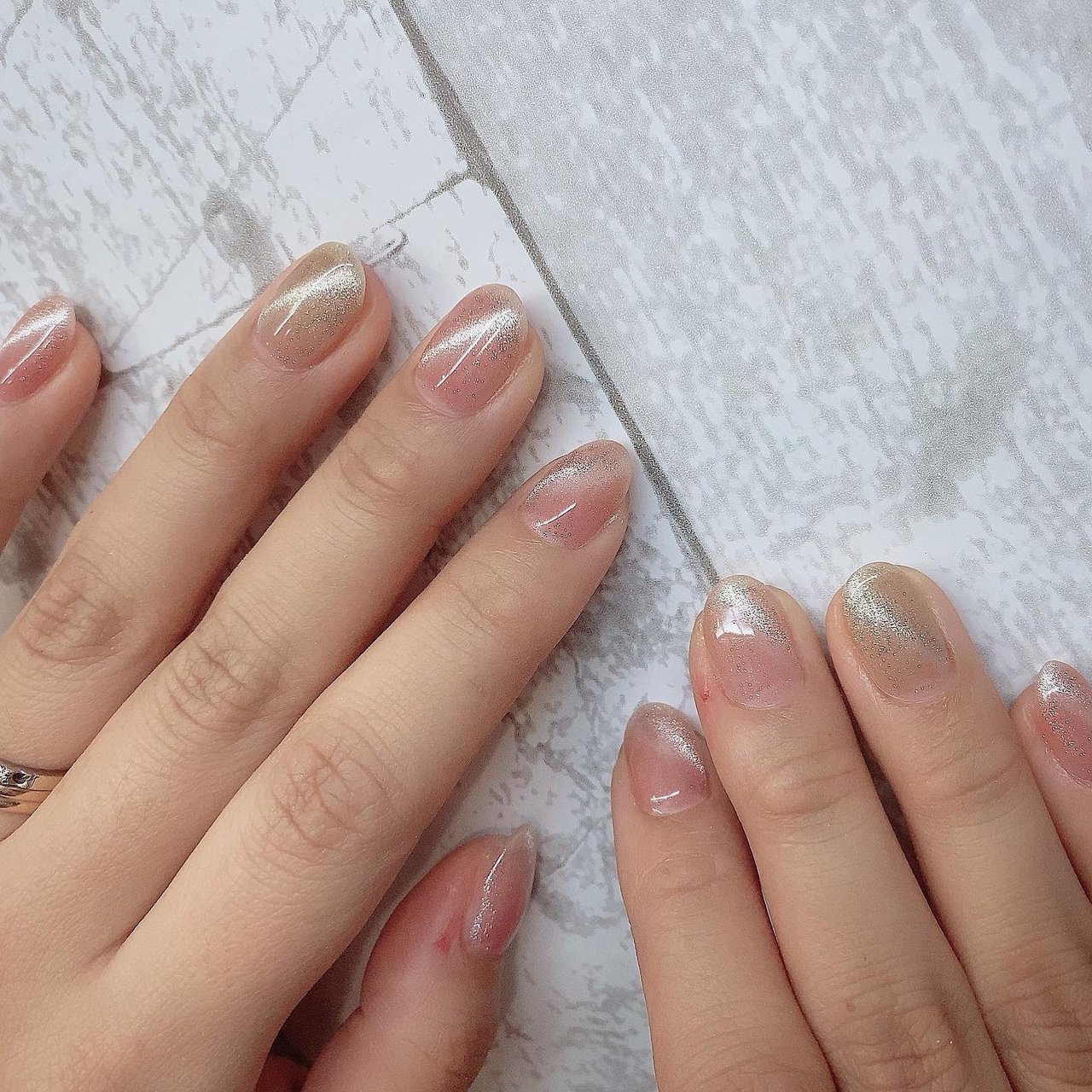 冬 オールシーズン ハンド シンプル ラメ Lumia Nailのネイルデザイン No ネイルブック