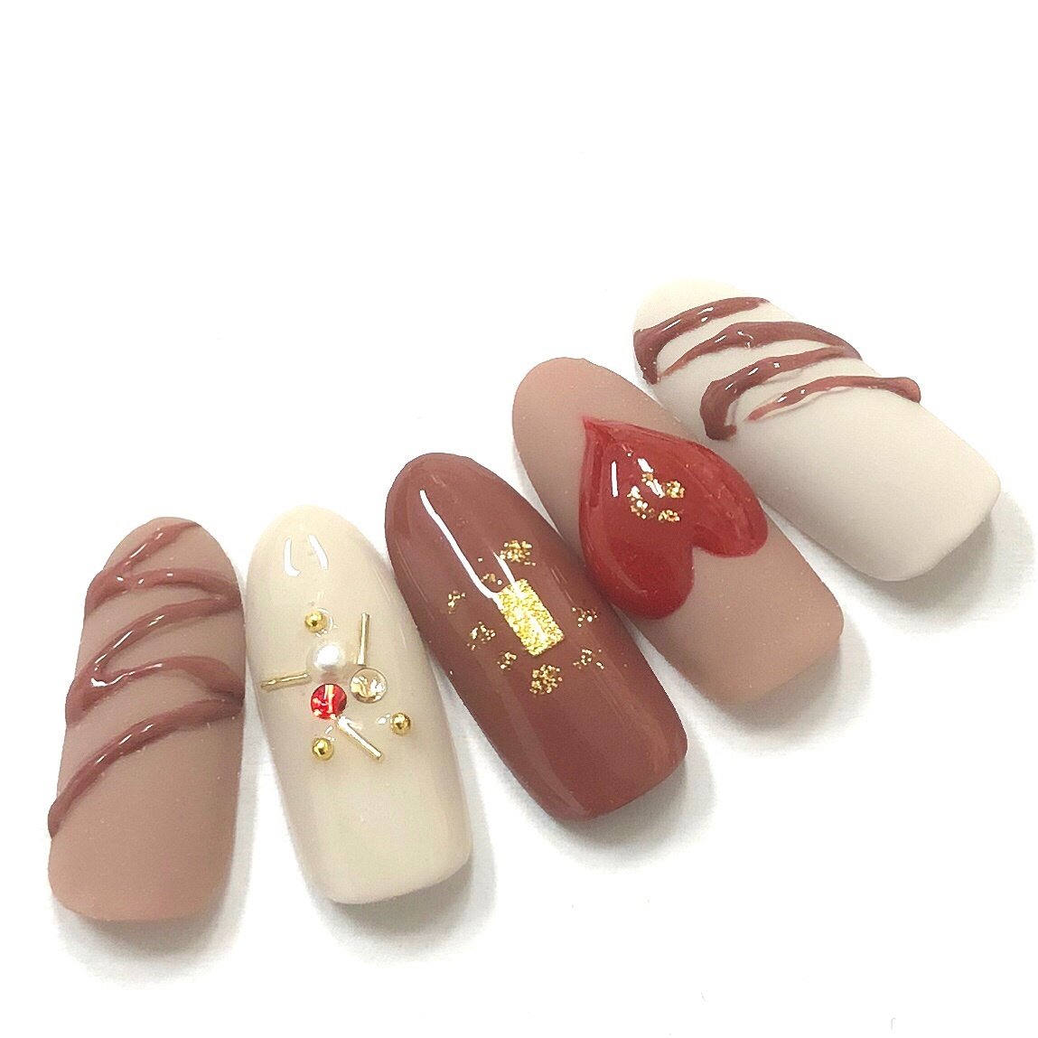 冬 バレンタイン ハンド ハート ミディアム パラジェル取扱店 Nail Beauty コルン赤坂 溜池山王のネイル デザイン No ネイルブック