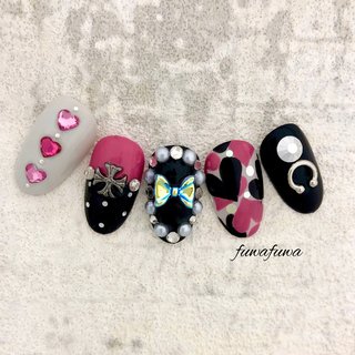 ゴスロリネイルのネイルデザイン ネイルブック