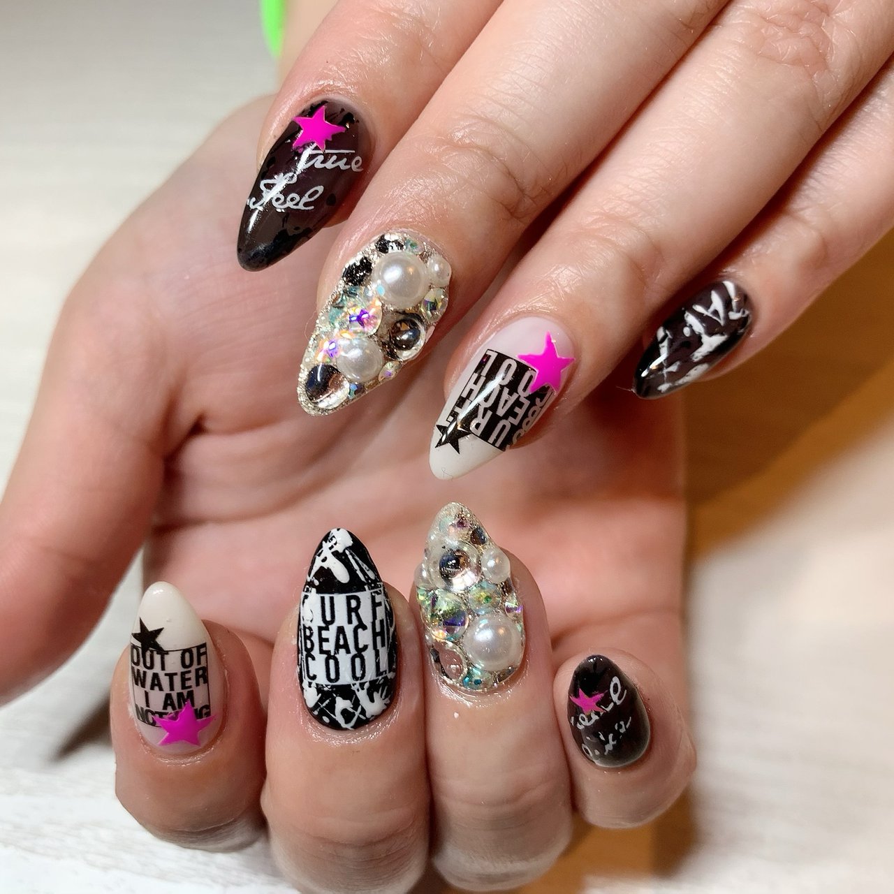 オールシーズン ライブ ハンド パール 星 Lianのネイルデザイン No ネイルブック