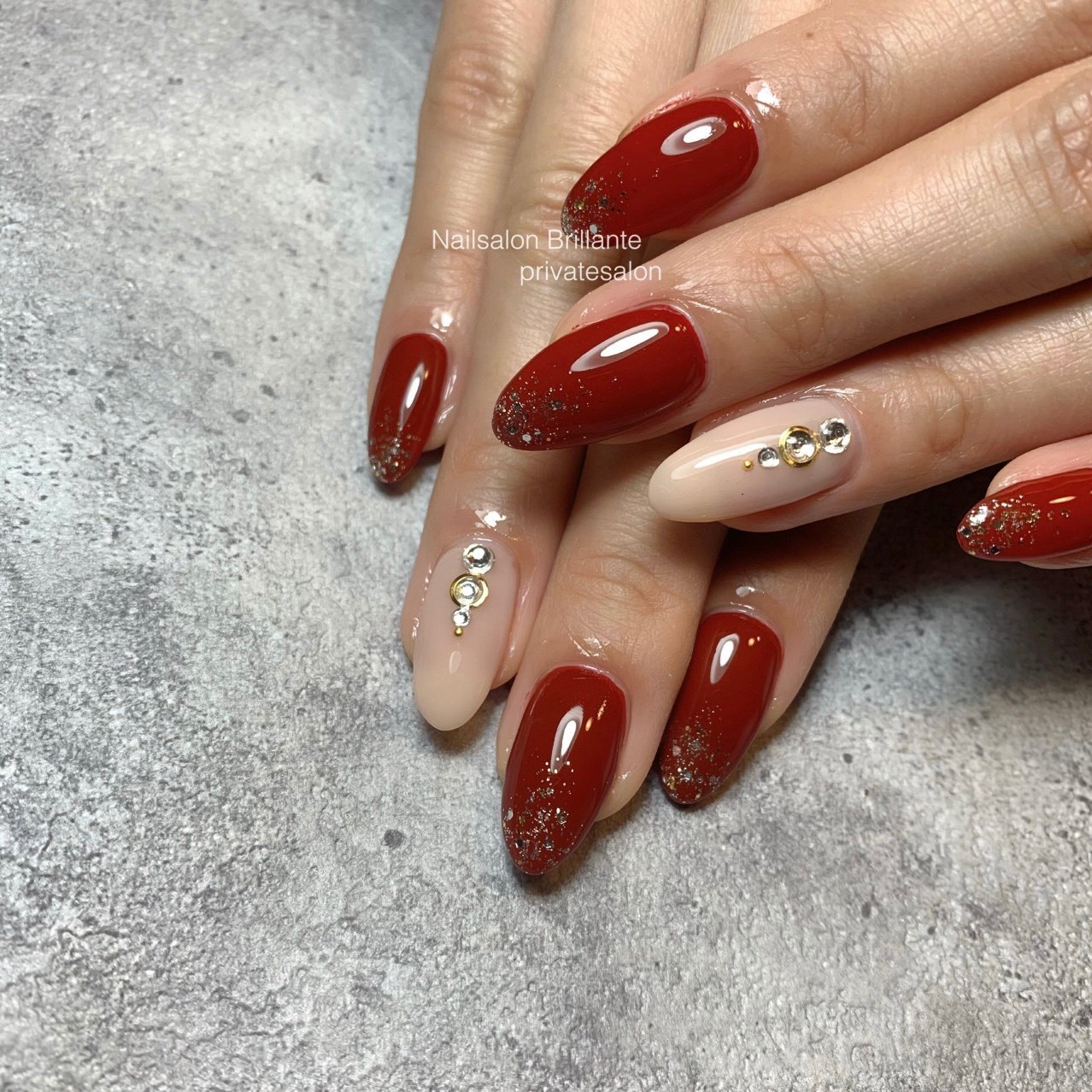 オールシーズン ハンド ホログラム ラメ ワンカラー Nailsalon Brillante ブリランテ のネイルデザイン No ネイルブック