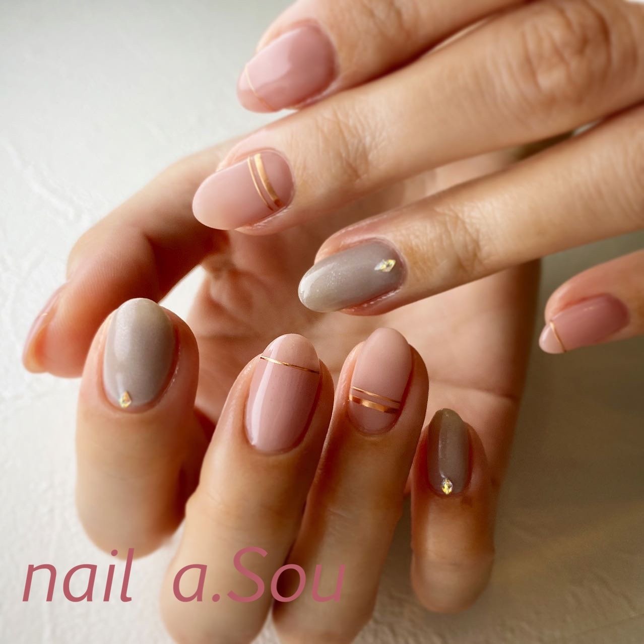 ワンカラー ボーダー ピンク グレー ジェル Nail A ｓouのネイルデザイン No ネイルブック