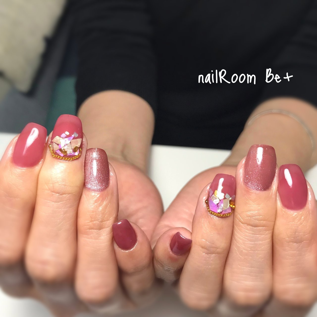 オールシーズン ハンド ワンカラー シェル マグネット 大森 Nailroom Be のネイルデザイン No ネイルブック