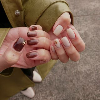 22年 新着順 ワンカラー セルフネイル アイボリーのネイルデザイン ネイルブック