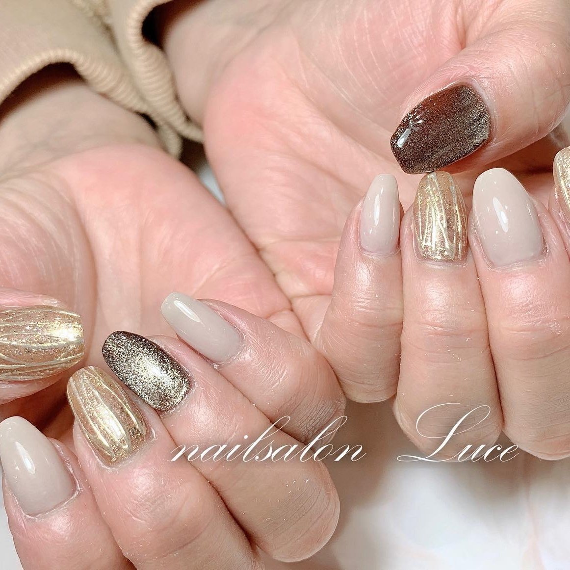 マグネット ミラー ホワイト ブラウン ゴールド Nail Salon Luceのネイルデザイン No ネイルブック