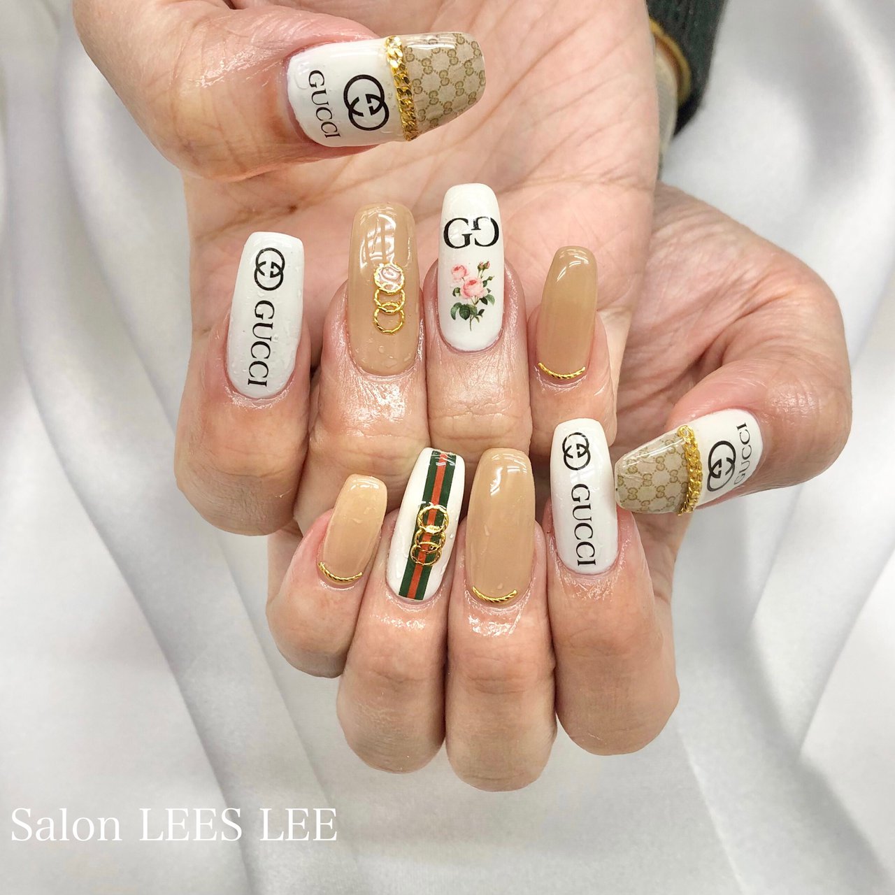 オールシーズン バレンタイン ハンド ブランド柄 ロング Nail Salon Lees Leeのネイルデザイン No ネイル ブック