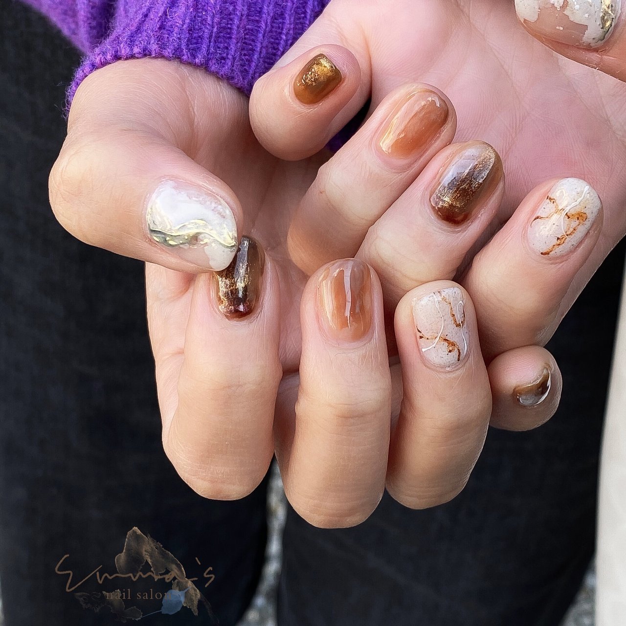 秋 冬 ハンド ニュアンス オレンジ Emma S Nail エマズネイル のネイルデザイン No ネイルブック