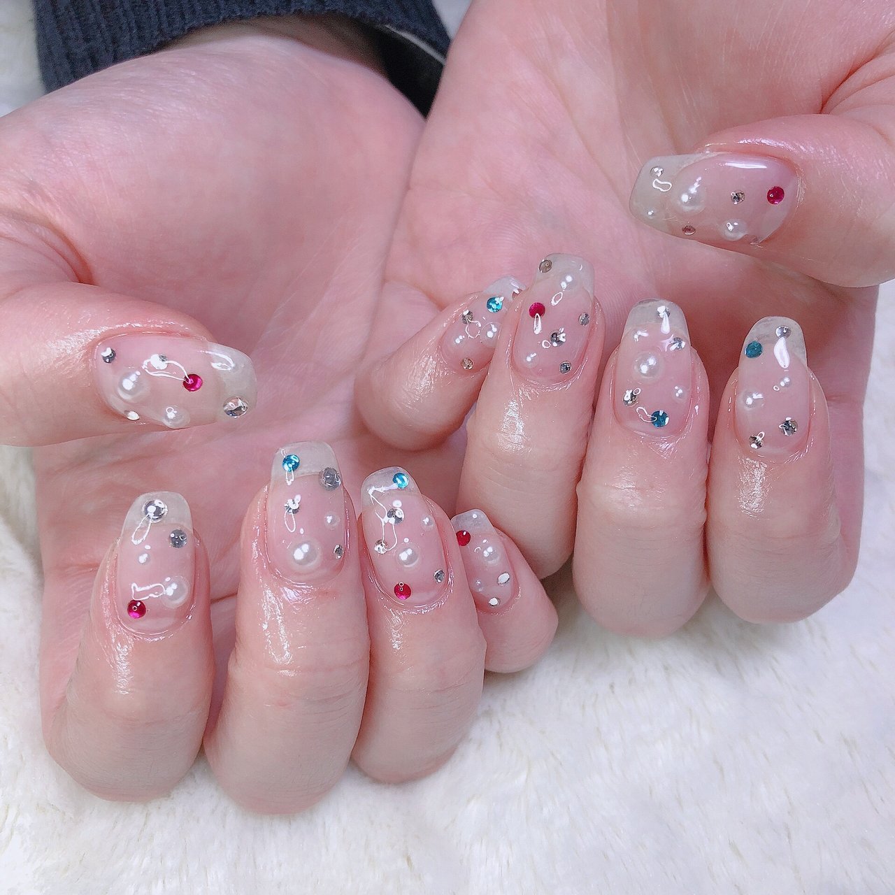 オールシーズン パーティー ハンド シンプル ビジュー Chie More Createのネイルデザイン No ネイルブック