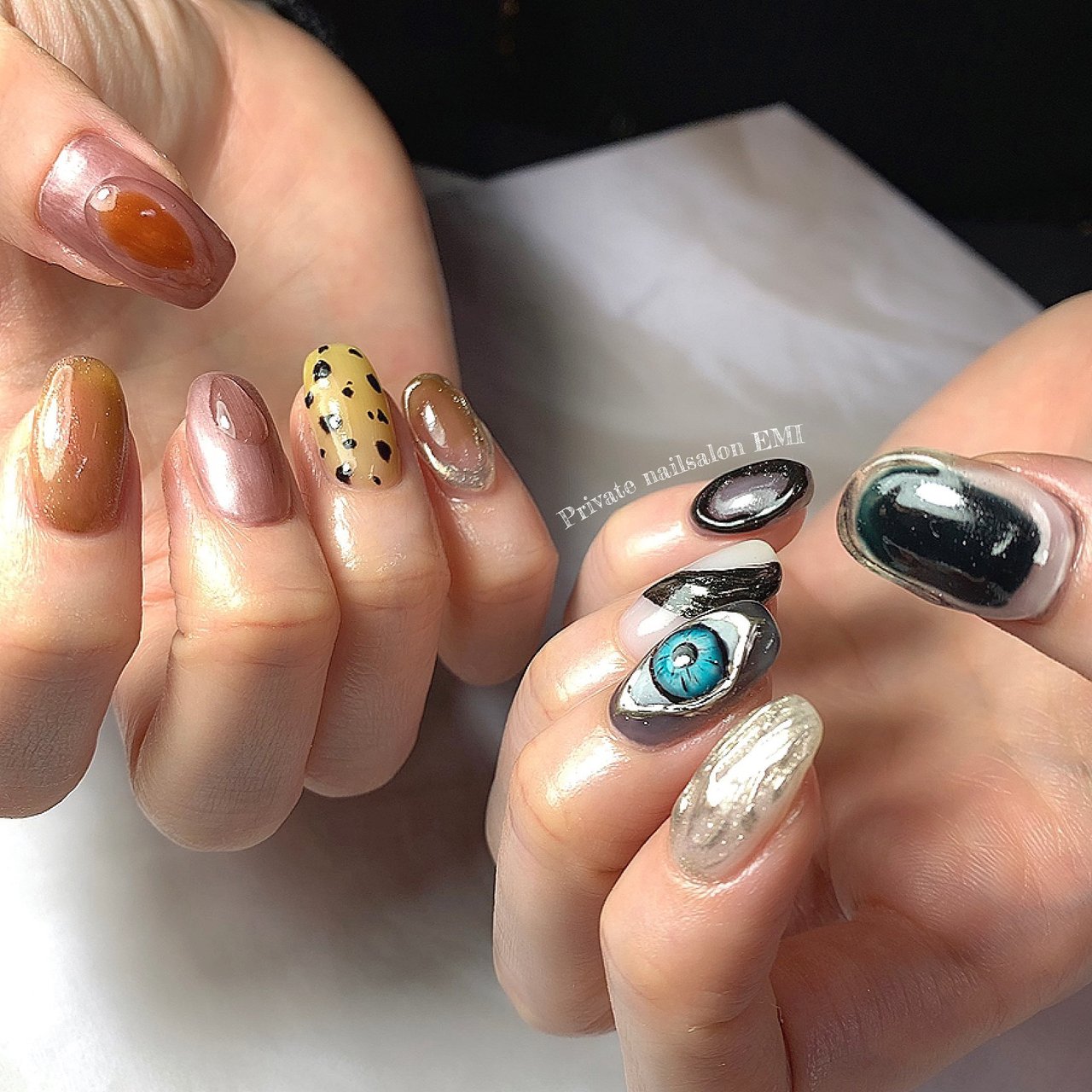 オールシーズン ラメ ワンカラー アニマル柄 マグネット Private Nailsalon Emiのネイルデザイン No ネイルブック