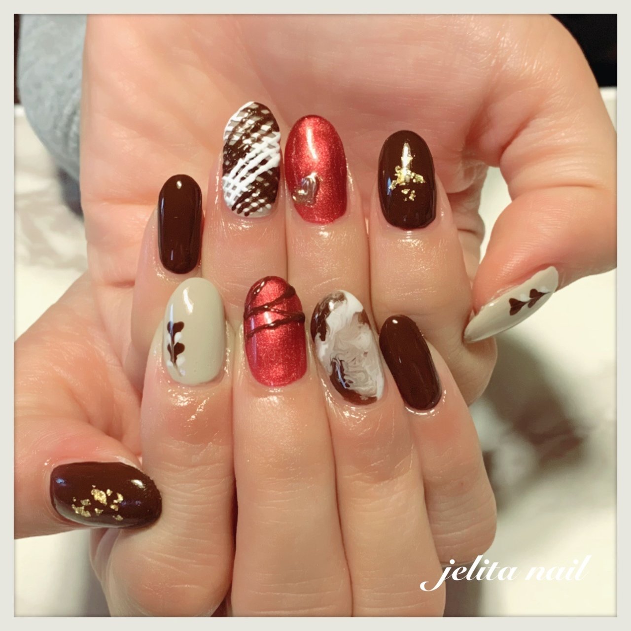 バレンタイン ハート ピーコック レッド ブラウン Jelita Nail 麻生理香子のネイルデザイン No ネイルブック