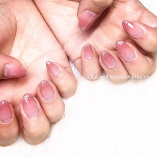 ご観覧頂き、誠にありがとうございます 
当店にお越しいただく90%以上のお客様がFree Designコースをお選び頂いており、幅広いデザインを施術させて頂いております。Free Designコースはお客様の持ち込み画像になっており、デザイン自由になっております。お客様だけのOriginalのネイルをお楽しみください🤍

はがせるネイル ピールオフネイルもご対応可

✶サブスクネイル✶
✧サブスク ワンカラーコース
 30日 7000円
 ハンド＆フット 30日間何度でもご利用可

✧サブスク グラデーションコース
 30日 7800円
 ハンド＆フット30日間何度でもご利用可

サブスクメニューはこれからお客様のご意見を参考にしながら少しづつ増やしていく予定です。


💅🏻
・
・
✶menu✶

✧全てのメニューオフ代無料✧
Hand
・Clear nail······3800yen

・onecolor······4400yen(2colorまでOK!)

・gradation······4900yen(2colorまでOK!)

・French······5200yen
 (変形フレンチはFree Design Bコースになります)

・Free Design A 90min······6300yen
 (アート2本まで・ストーン10粒込み)

・Free Design B 110min······7400yen
 (お客様のお好きデザイン110min乗せ放題・目安としてアート
 2本～4本 お時間によってはフルアートも可！)

・Free Design C 120min······8500yen
 (なんでも乗せ放題のコース・フルアートOK！派手系・
 ゴテゴテ系・こちのコースでお願い致します)

・スカルプ 各コース+6600yen
・gelip +各コース6600yen

・はがせるジェルネイル ピールオフネイルもご対応可
 各コース+500yen

 ・Foot
・ハンド料金+1000yen

········································································
長さだし/1本(アクリル)······600yen
フローター/1本(アクリル······500yen
3D/1本(事前予約)·····················500yen～
········································································
・長さだし、フローター・3D以外の追加料金はございません☺︎
・長さだし・フローター・3Dは事前にお知らせください。
・3Dは事前作成になりますので、事前にお知らせください。

 ❤︎ご質問・ご相談などお気軽にお問い合わせください。

・
・

#お客様 #お客様ネイル #持ち込み #持ち込み画像 #持ち込みデザイン #持ち込みネイル #フィルイン #フィルイン一層残し #ベース一層残し﻿ #パラジェル #パラジェル導入サロン #サブスク #サブスクネイルサロン #サブスクネイル #はがせるネイル #はがせるジェルネイル #はがせるジェル #ピールオフ #ピールオフジェル #ピールオフベース #ピールオフネイル #おしゃれ #おしゃれネイル #オシャレネイル #オシャレ #個性派 #個性派ネイル #上品ネイル #上品 #大人女子 #大人女子ネイル #可愛い #可愛いネイル #かわいい #かわいいネイル #派手 #派手ネイル #派手カワネイル #ゴテゴテネイル #ゴテゴテ #群馬県 #群馬 #群馬ネイルサロン #前橋市 #前橋 #高崎 #伊勢崎 #前橋ネイルサロン #オフ代無料 #オフ無料 #オフ込み #オフ代込み #ネイルサロン群馬 #ネイルサロン前橋 #群馬県前橋市 #プライベートネイルサロン群馬 #プライベートネイルサロン前橋 #プライベートネイルサロン #プライベートサロン #定額制 #定額制ネイル #定額制ネイルサロン #フリーデザインネイル #デザイン自由 #アートし放題 #フリーデザイン #アートやり放題 #アート #やり放題 #ネイル #ネイルデザイン #ネイルアート #美爪 #美甲 #爪育 #爪育成 #爪を傷めないネイル #nail #nails #nailart #naildesign #nailsalon #nailist #nailstagram #nailartist #nailswag #violanail #viola
#ハンド #ハンドネイル #グラデーション #ピンク #ピンクネイル #ラメ #ラメネイル #シンプル #シンプル #オフィス #オフィスネイル #オールシーズン #卒業式 #入学式 #オフィス #ハンド #シンプル #グラデーション #ラメ #ミディアム #ピンク #シルバー #ジェルネイル #お客様 #VIOLA.nail #ネイルブック