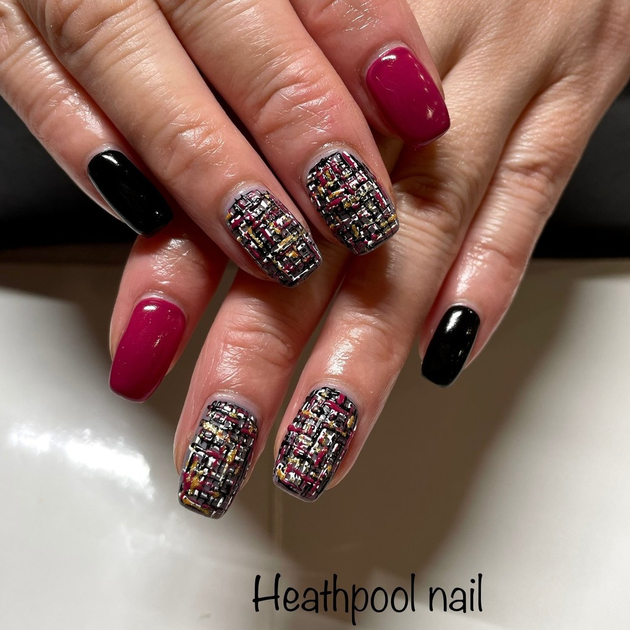 ハンド ツイード ホワイト ボルドー ブラック Heathpoolnailのネイルデザイン No ネイルブック