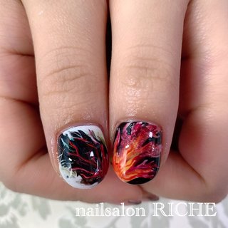 東京喰種ネイルのネイルデザイン ネイルブック