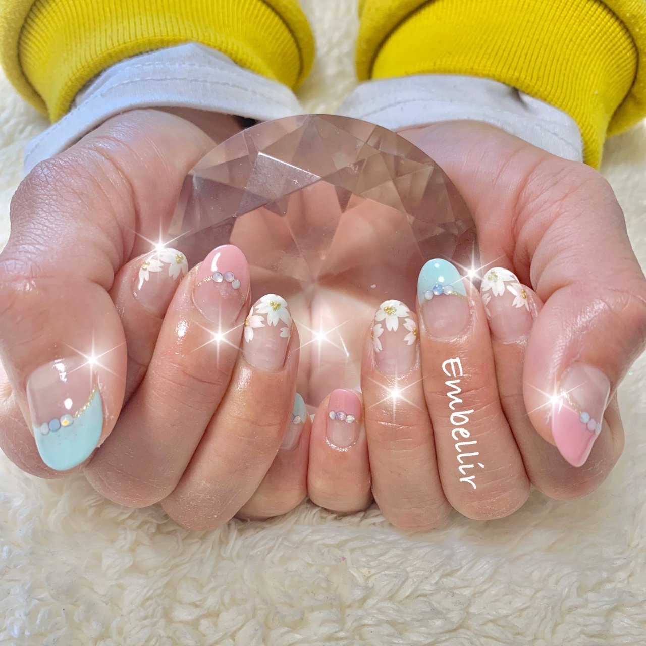 春 入学式 ハンド フラワー ミディアム Nozomi Embellir のネイルデザイン No ネイルブック