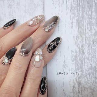 フラワー ステンドグラス メタリックのネイルデザイン ネイルブック