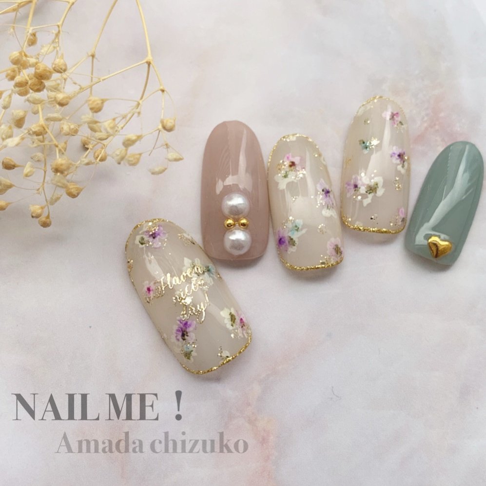 フラワー Nail Me 天田千鶴子のネイルデザイン No ネイルブック
