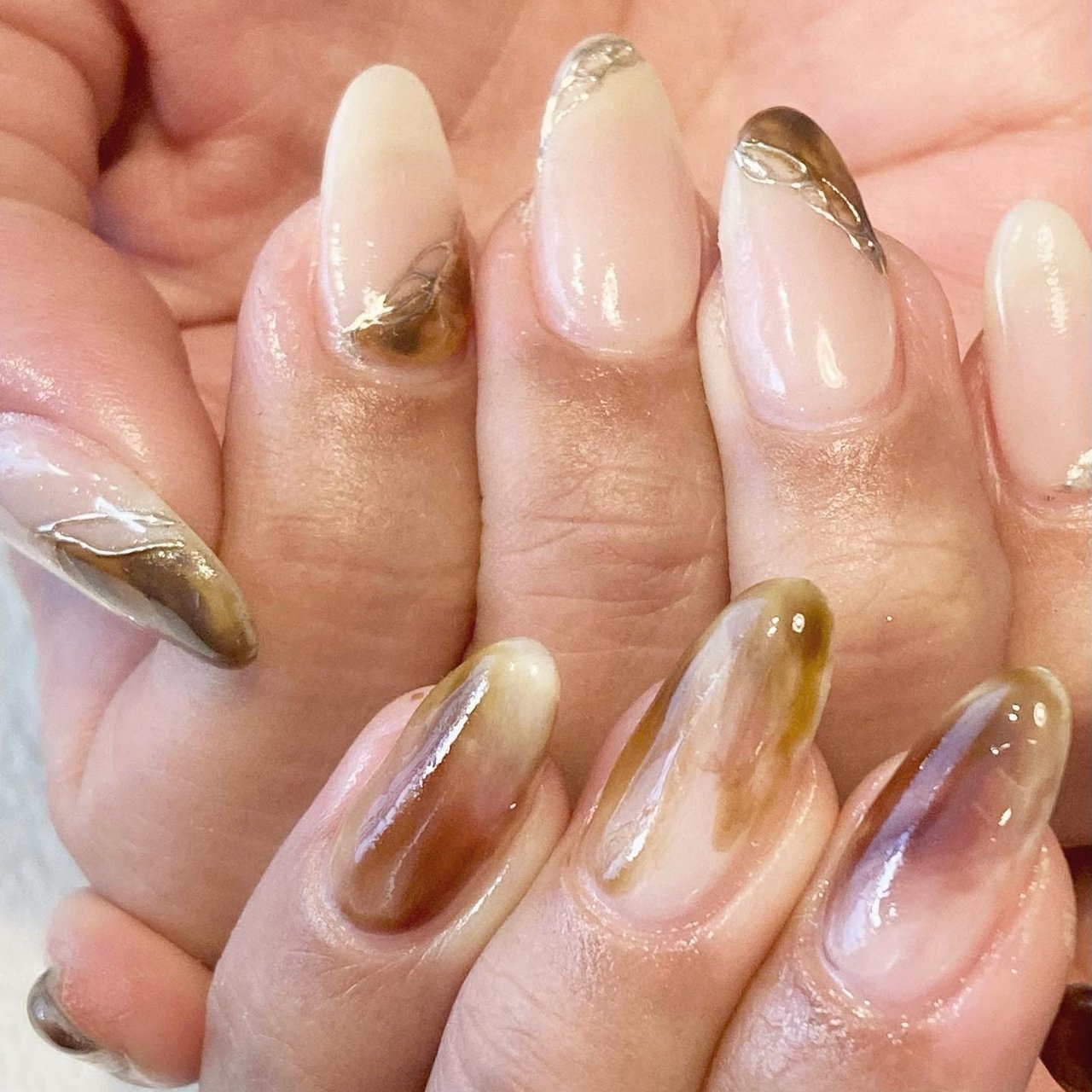 オールシーズン ハンド シンプル ニュアンス べっ甲 Yumiのネイルデザイン No ネイルブック