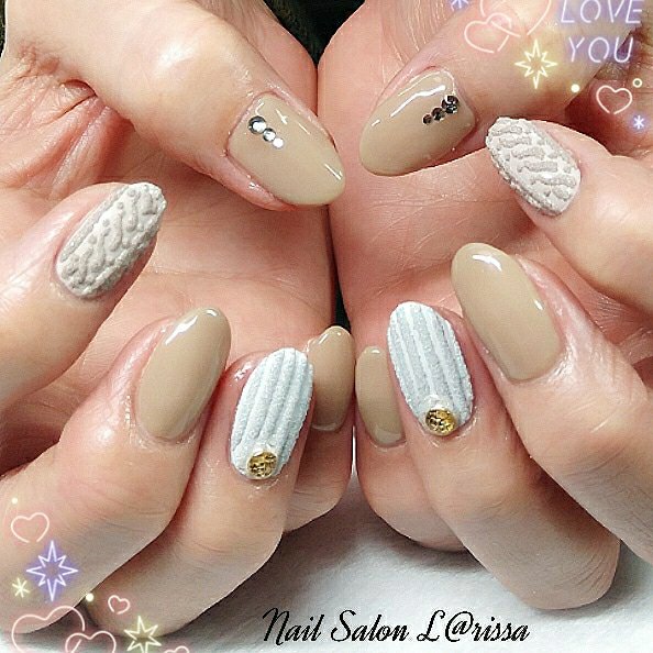 秋 冬 オフィス ハンド シンプル Larissaのネイルデザイン No ネイルブック