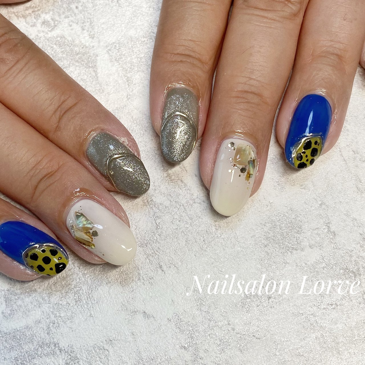 キャラクター イエロー ブルー シルバー Nailsalon Lorveのネイルデザイン No ネイルブック