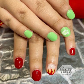 Lineネイルのネイルデザイン ネイルブック