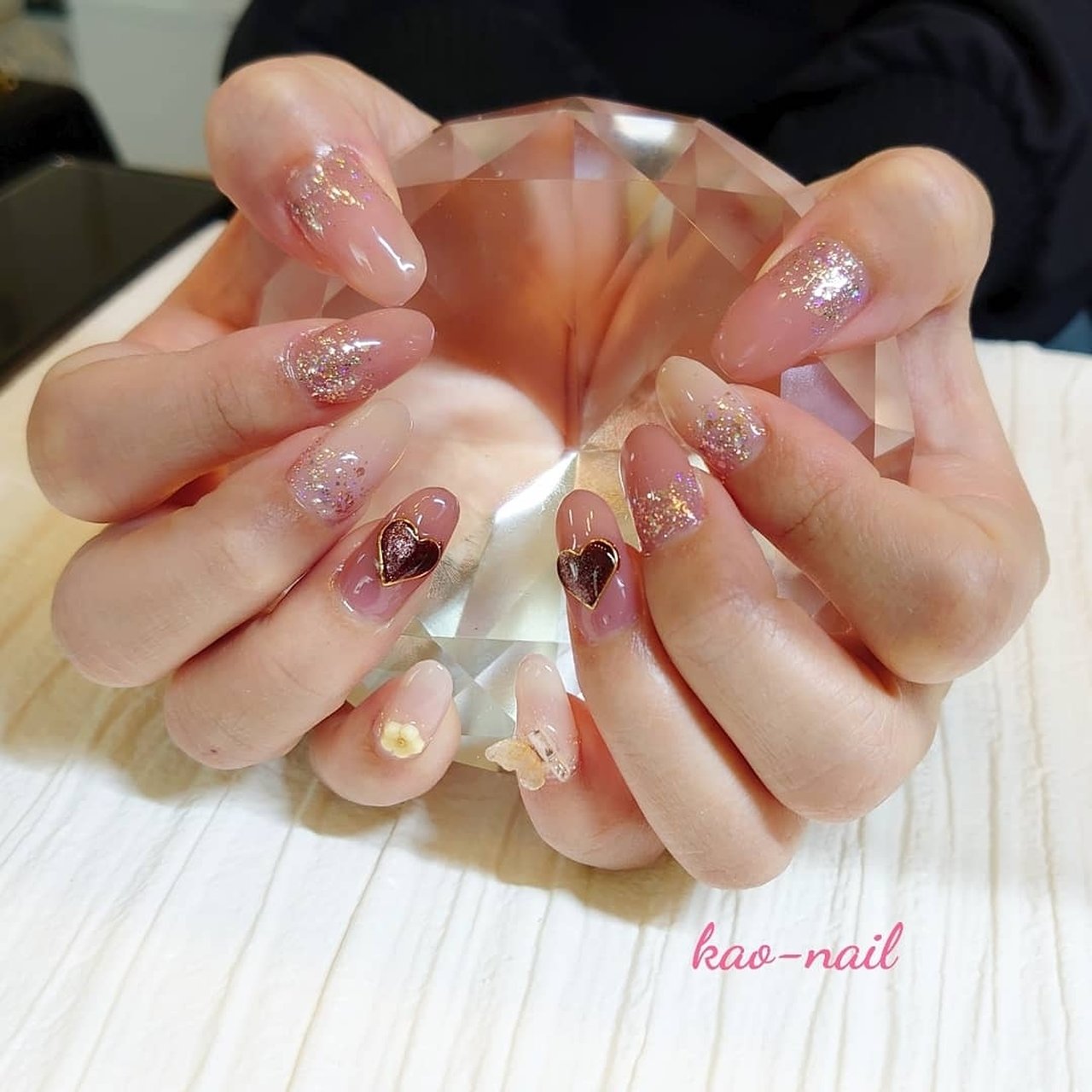 ウランガラスホブネイル☆訳有り☆フェントンキャンディ