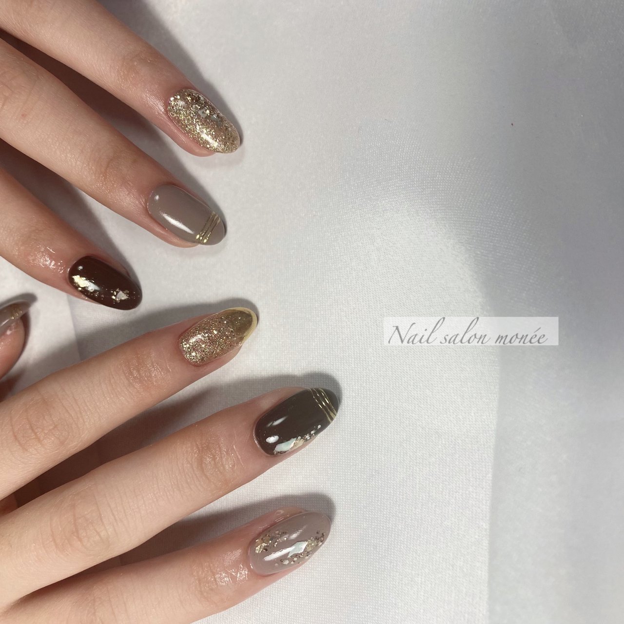 ハンド ブラウン グレージュ ゴールド Yuukaのネイルデザイン No ネイルブック