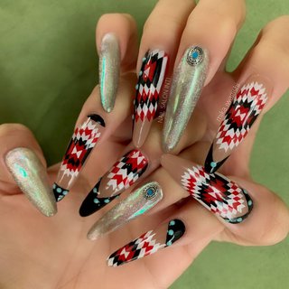 オルテガ柄ネイルのネイルデザイン ネイルブック