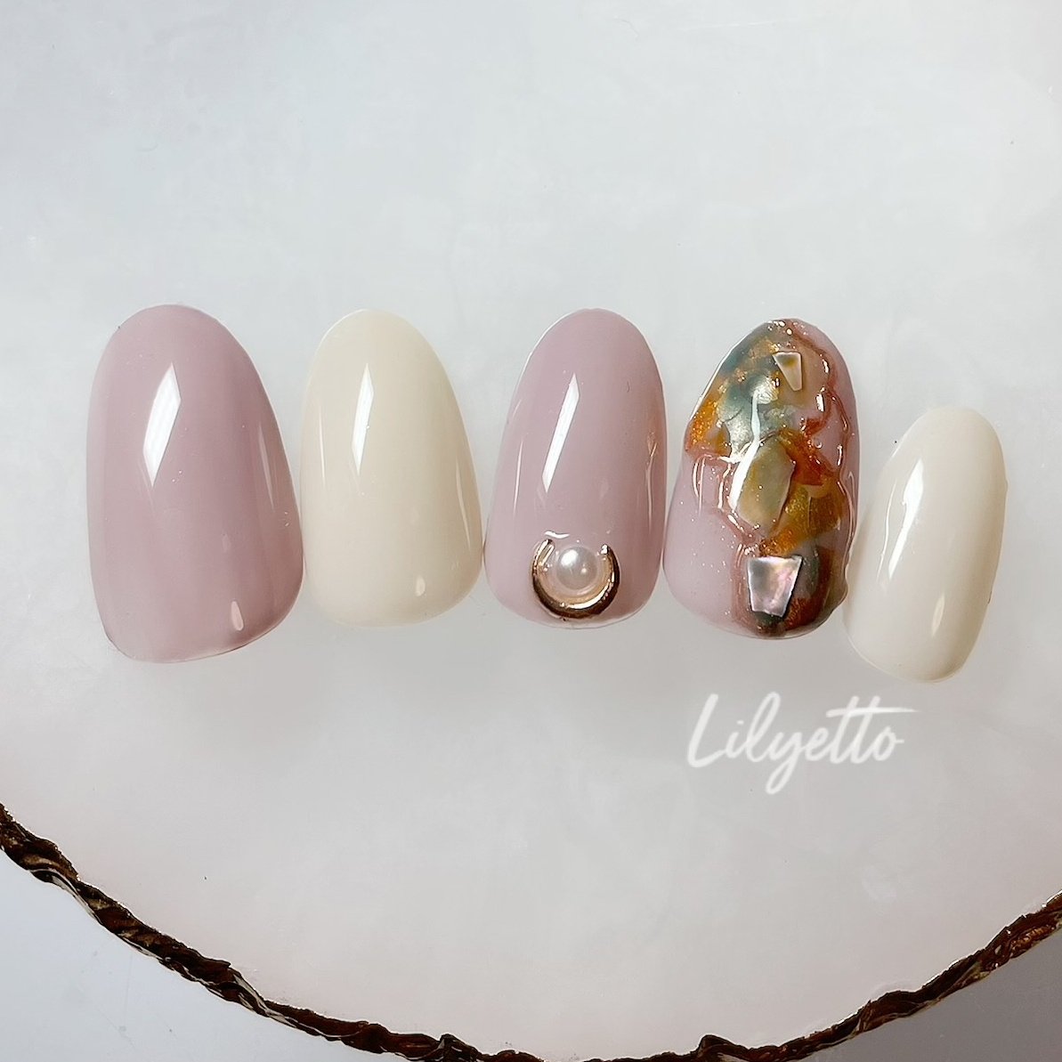 Nail Eyelash Salon Lilyettoのネイルデザイン No ネイルブック