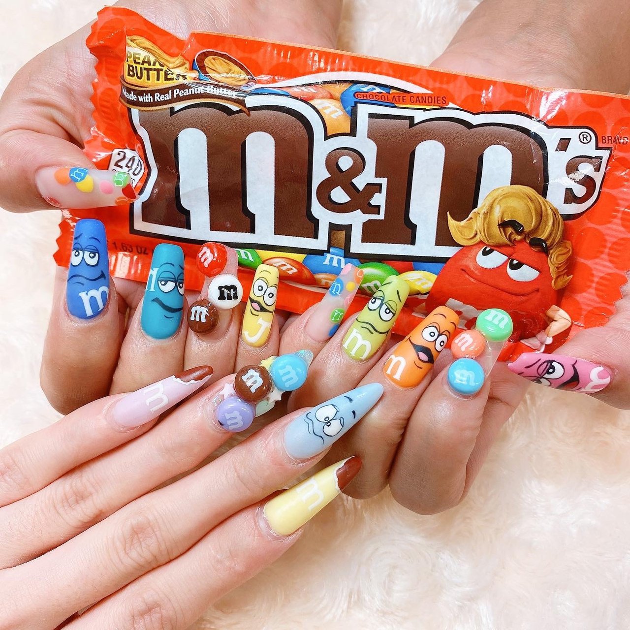 M&M's風 ネイルパーツ 20個 - ネイルパーツ