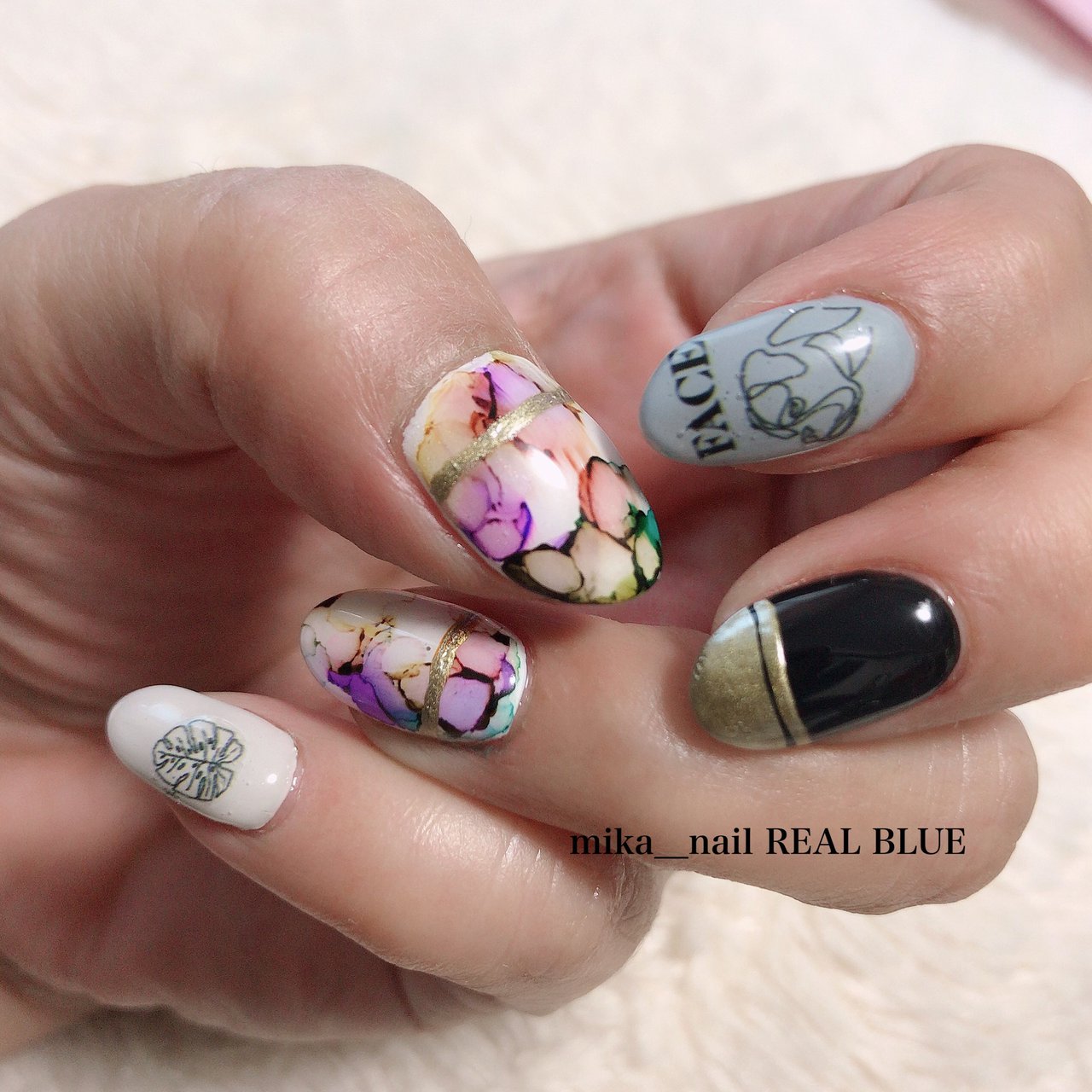 オールシーズン ハンド バイカラー マーブル ミディアム Mika Nailのネイルデザイン No ネイルブック