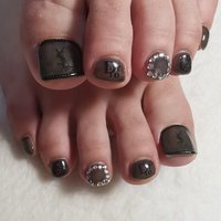 秋 フット ブランド柄のネイルデザイン ネイルブック