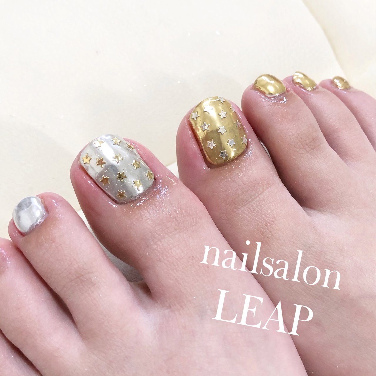 オールシーズン ゴールド シルバー メタリック Nailsalon Leapのネイルデザイン No ネイルブック