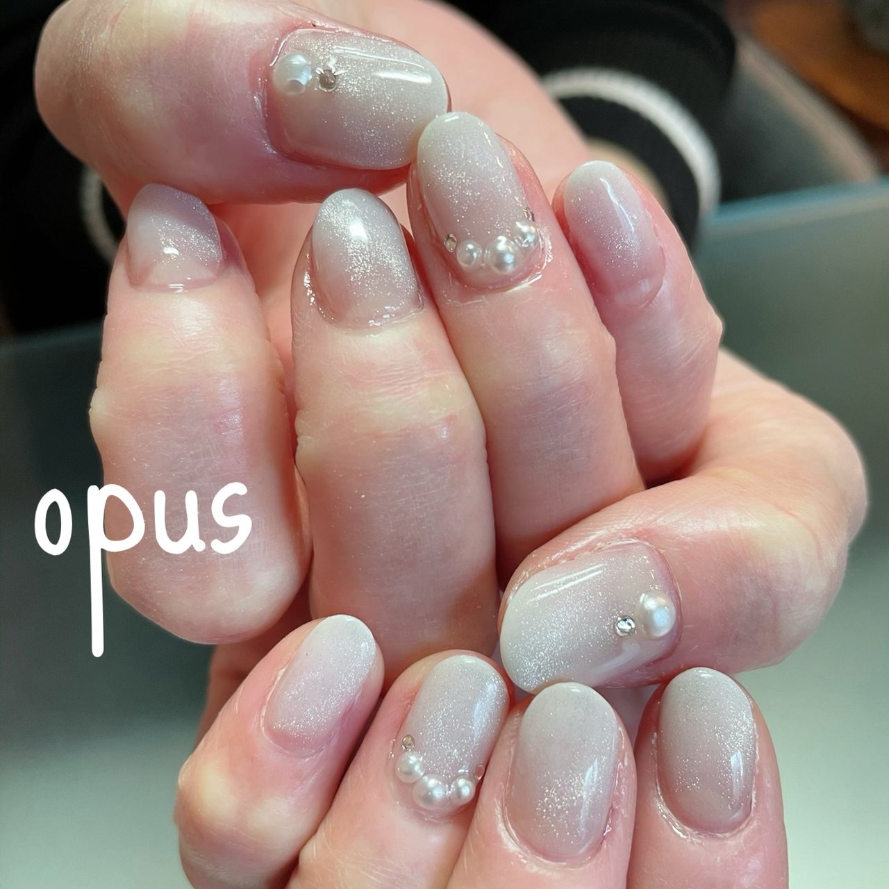 オールシーズン バレンタイン ハンド グラデーション ラメ Yocoのネイルデザイン No ネイルブック
