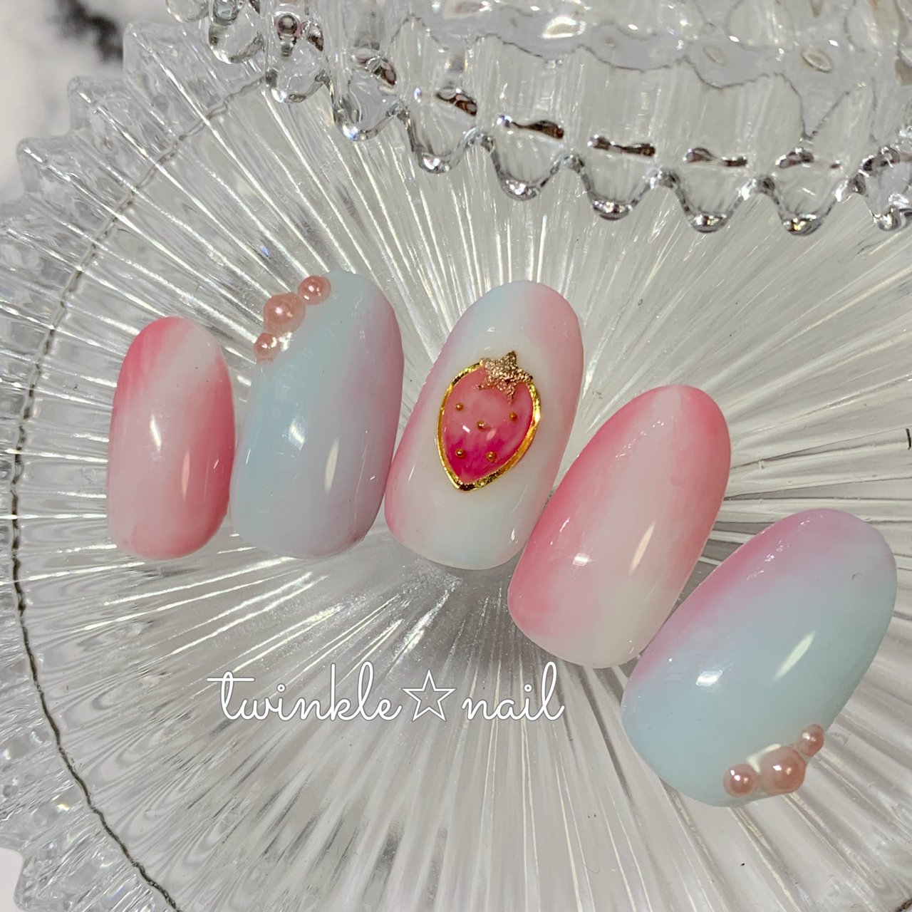 春 ハンド グラデーション パール フルーツ Twinkle Nailのネイルデザイン No ネイルブック